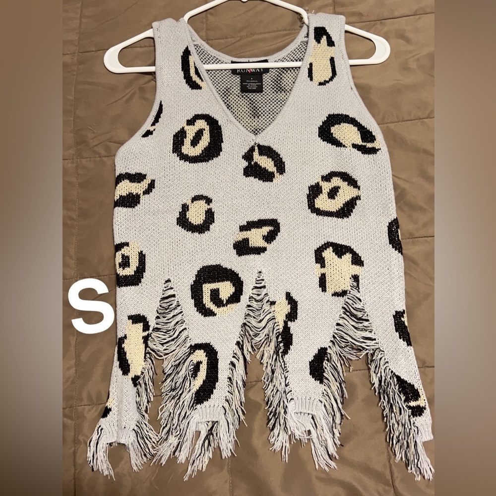Cheetah print tank top sweater